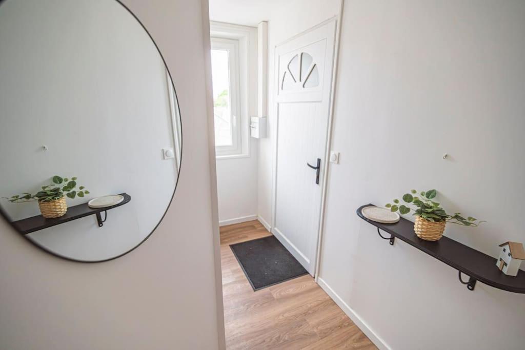 "Le Chaleureux" Appartement Pour 4 Personnes Isles-sur-Suippe Bagian luar foto